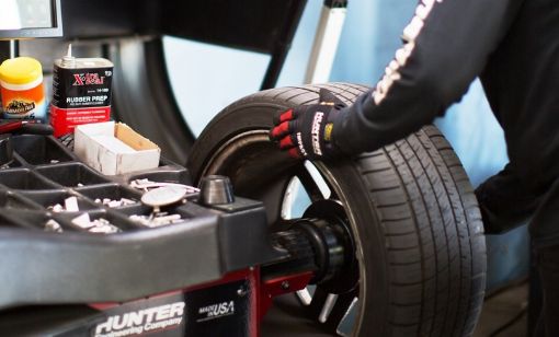 Lastik Balans Hizmeti  - HIZIR OTO KADIKÖY’den  resmi