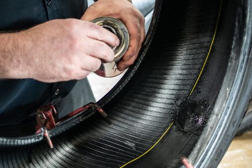 Lastik Tamir Hizmeti  - HIZIR OTO KADIKÖY’den resmi